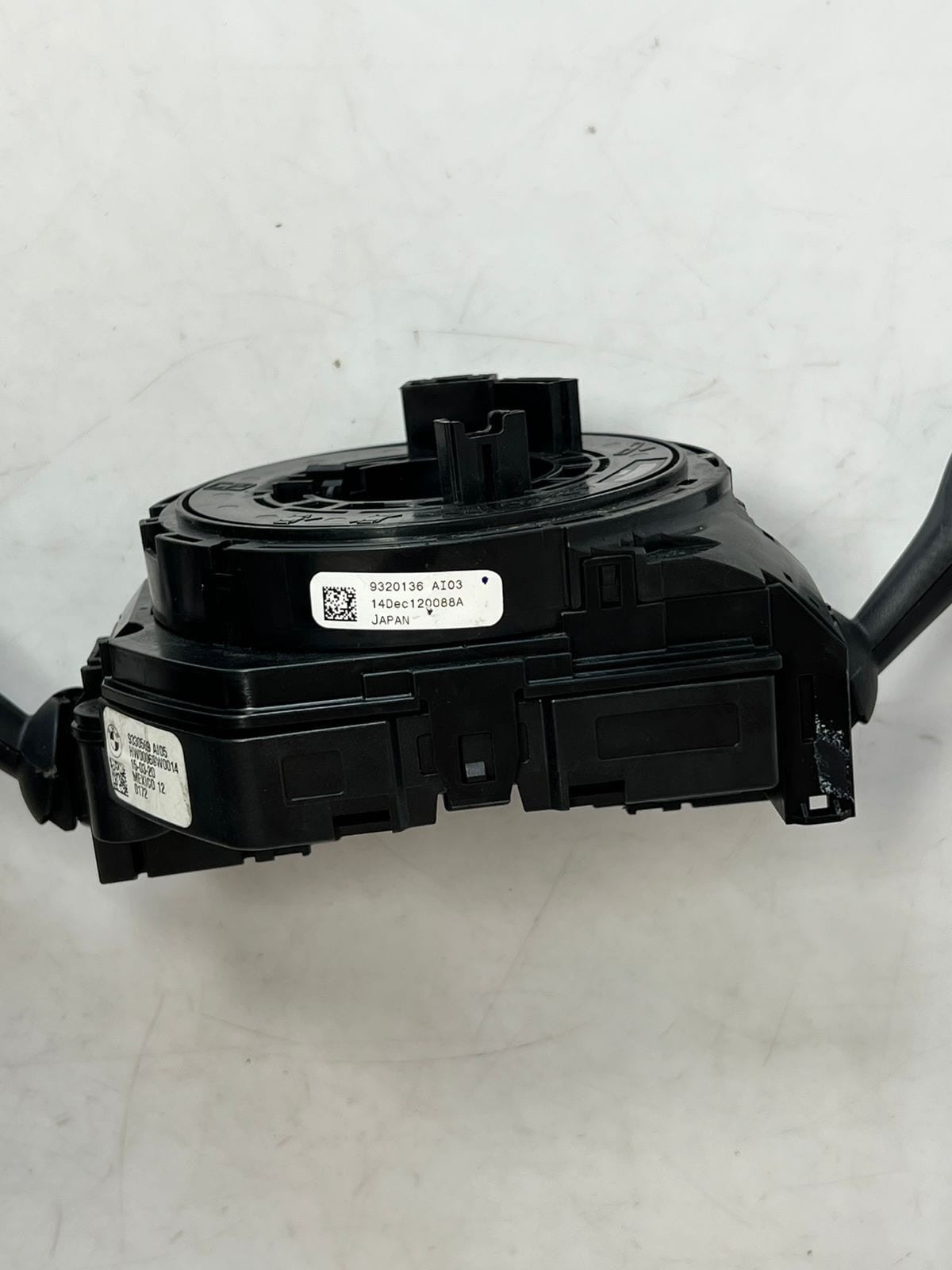 11-18 BMW X3 F15 F25 F48 Steering Column Clock Spring Switch Assembly 9330569 