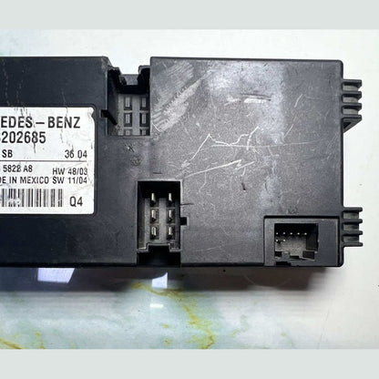 2004 Mercedes-Benz E55 AMG Seat Heating Control Module A2118202685 E-Class W211