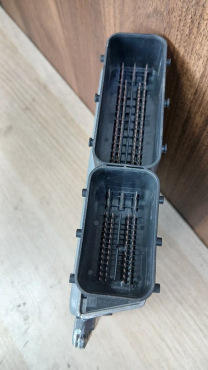 2008-2013 BMW 128i Engine Control Unit 7609656 ECU MSV80 E90 E60 N52N