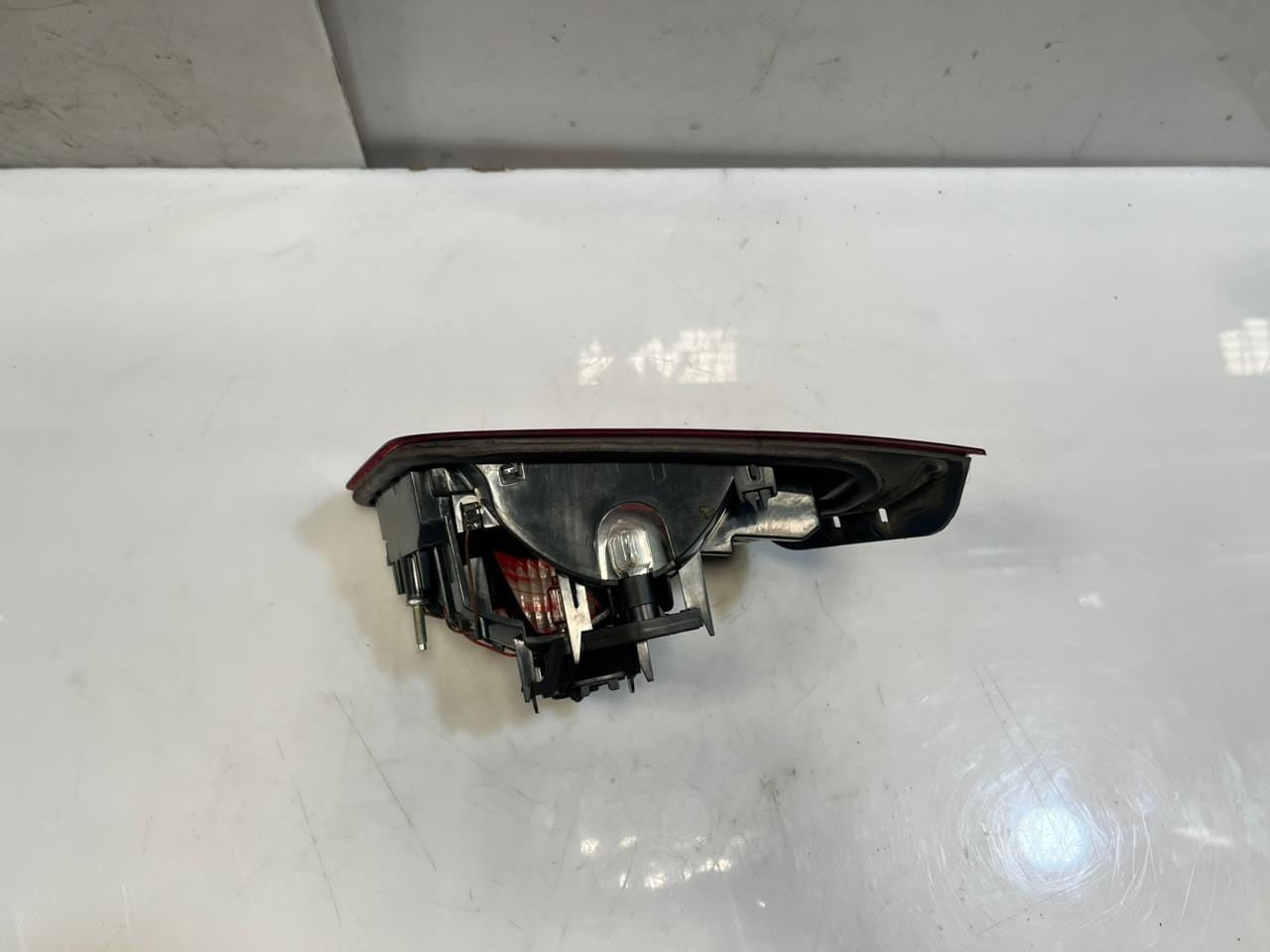 2012-2014 BMW 5 SERIES F10 Trunk Lamp LID LEFT REAR TAIL LIGHT 7203225 OEM