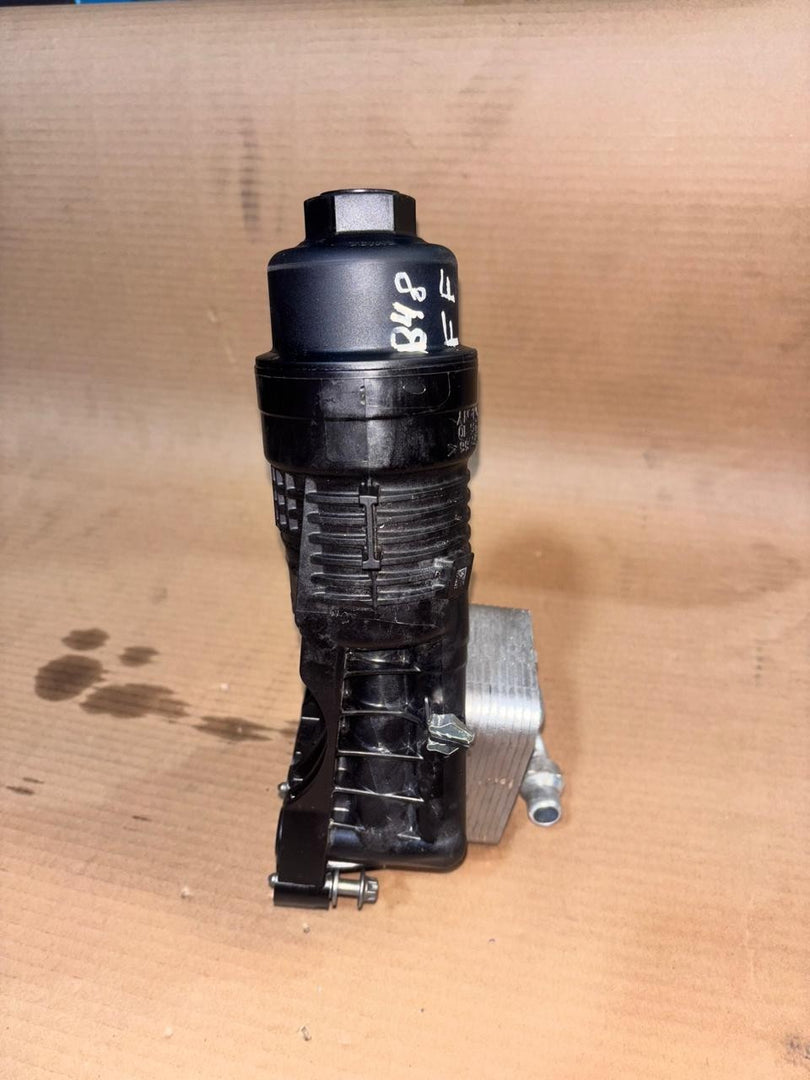 GENUINE BMW F44 218i 8649177 Oil Filter Housing Oil Cooler Oil Filter GENUINE