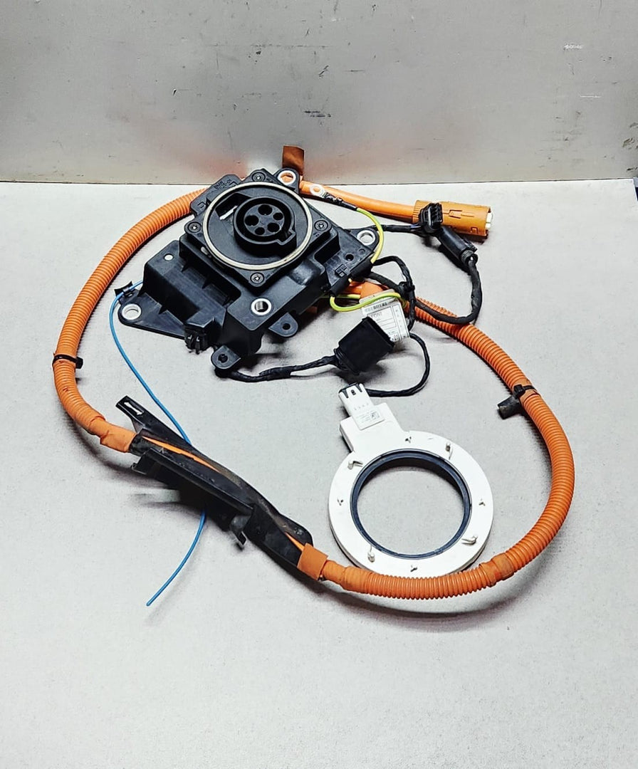 2016-2018 BMW 330e Hybrid Charging Cable Power Socket 6824112 OEM