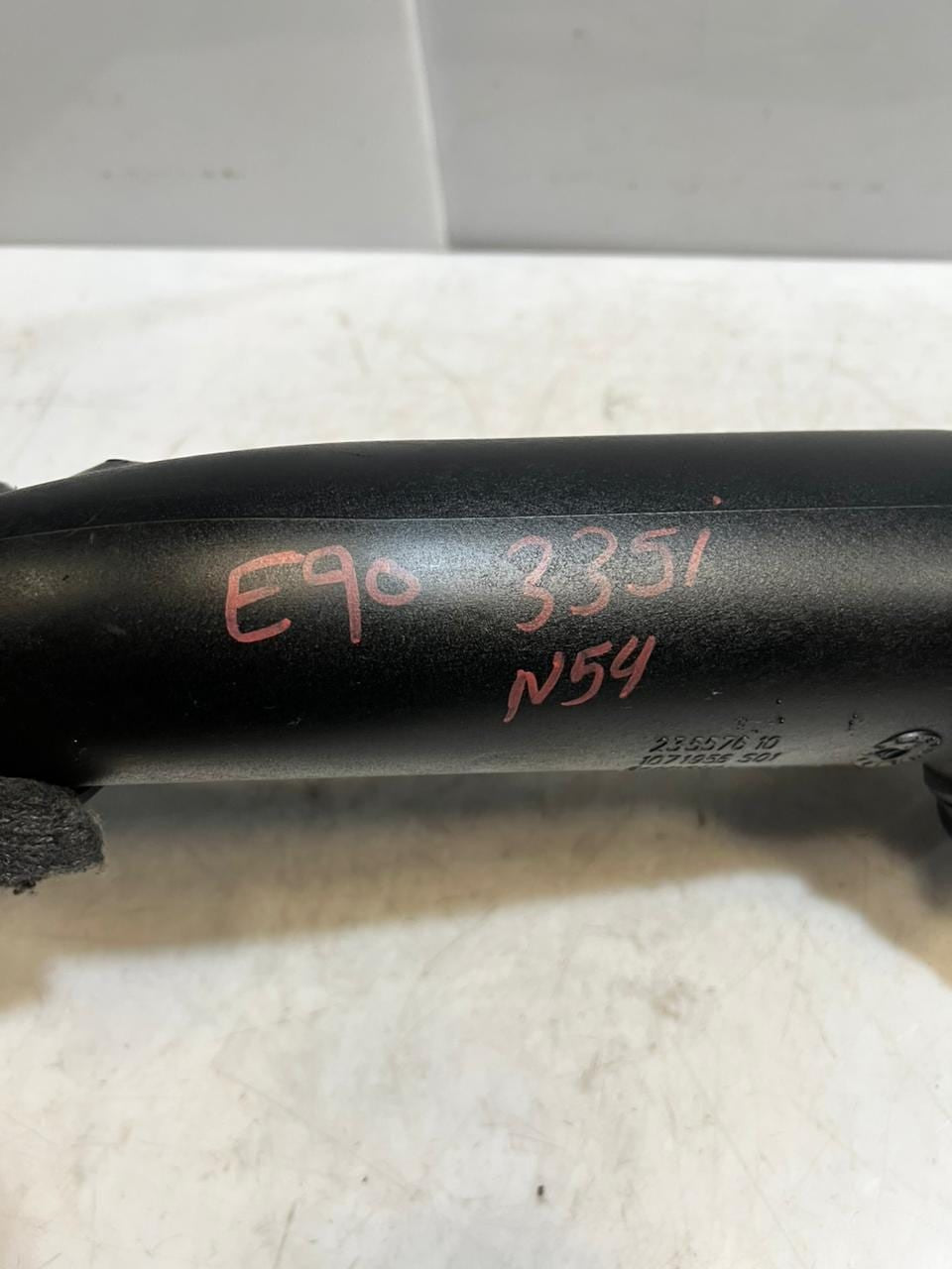BMW F10 E70 F07 E90 E91 N55 N54 335I Air Intake Tube Front Left 2355761 OEM