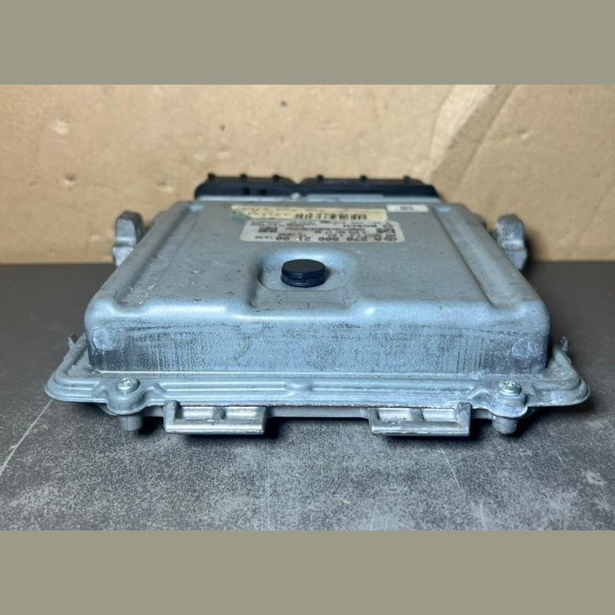 12-18 Mercedes W246 CLA GLA Engine Control Module Unit ECM ECU A270 9002100 OEM