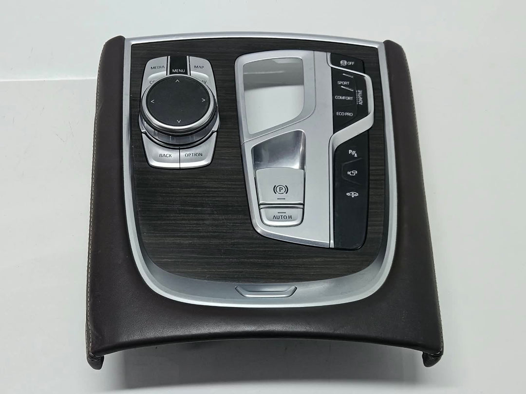 9352292-2015-2019 BMW 750i G11 G12 RHD Center Console Trim idrive & Switches OEM