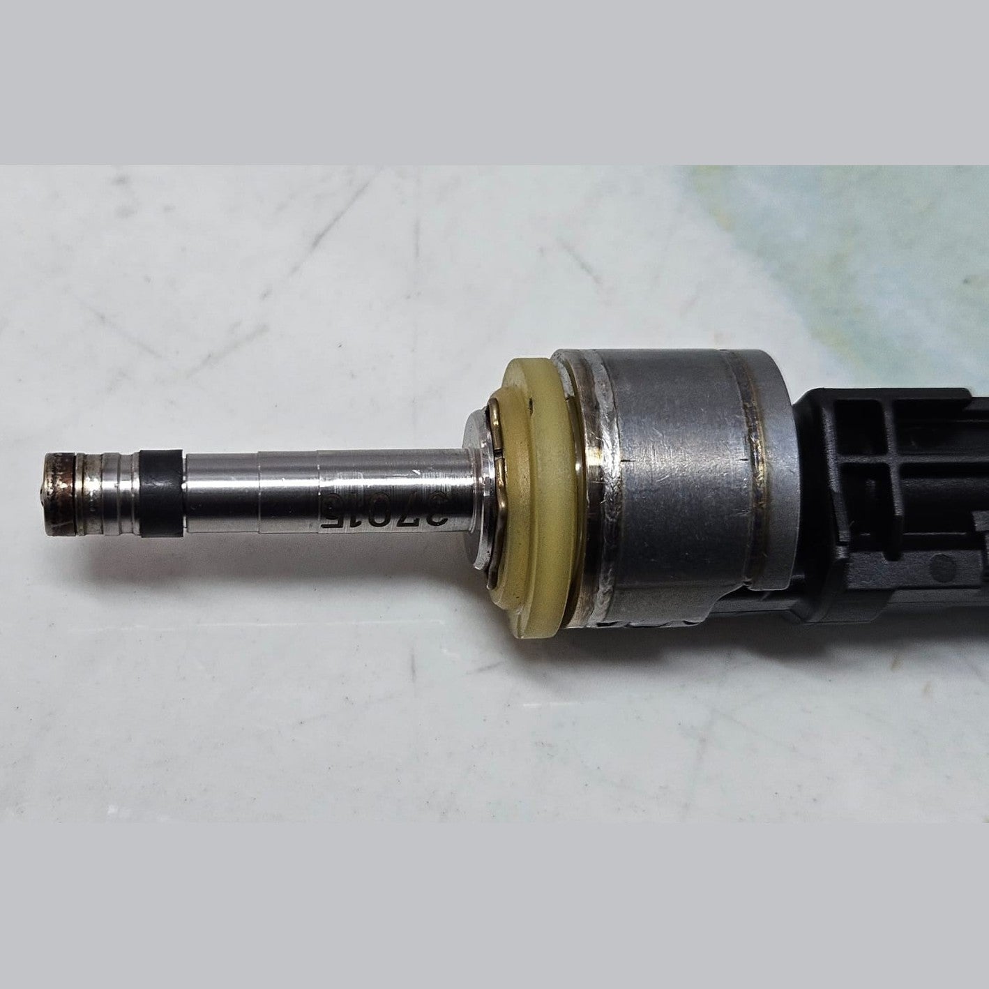 BMW S63B44 M5 F90, M8 F91 F92 F93, G30 5 Series Fuel Injector 7852362 OEM-1 PC