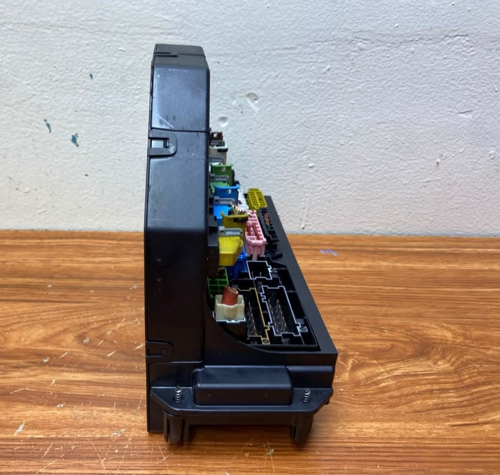 2009-2014 Mercedes-Benz E350 Sam Control Module A2129000006 E-Class W212