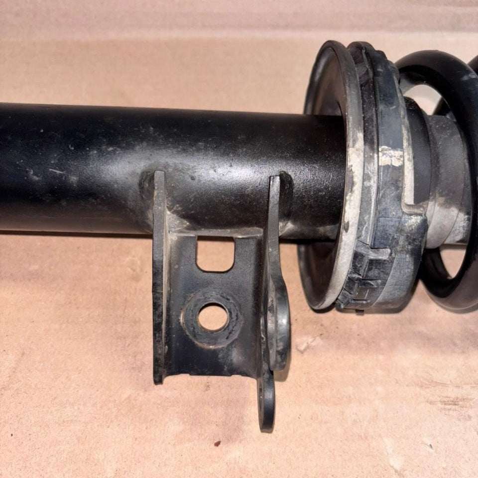 BMW Front Shock Absorber 6798154 5 Series F07 GT F10 520I 528I 535I 2010-2015