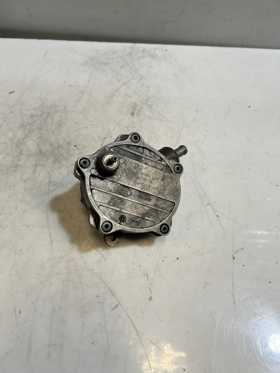 2006-2008 BMW 750Li 6 Series E63 E64 E60 E53 E65 Brake Vacuum Pump 7545384 OEM