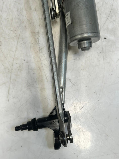 2010-2015 BMW X1 E84 Front Windshield Wiper Motor And Linkage 2992466 OEM