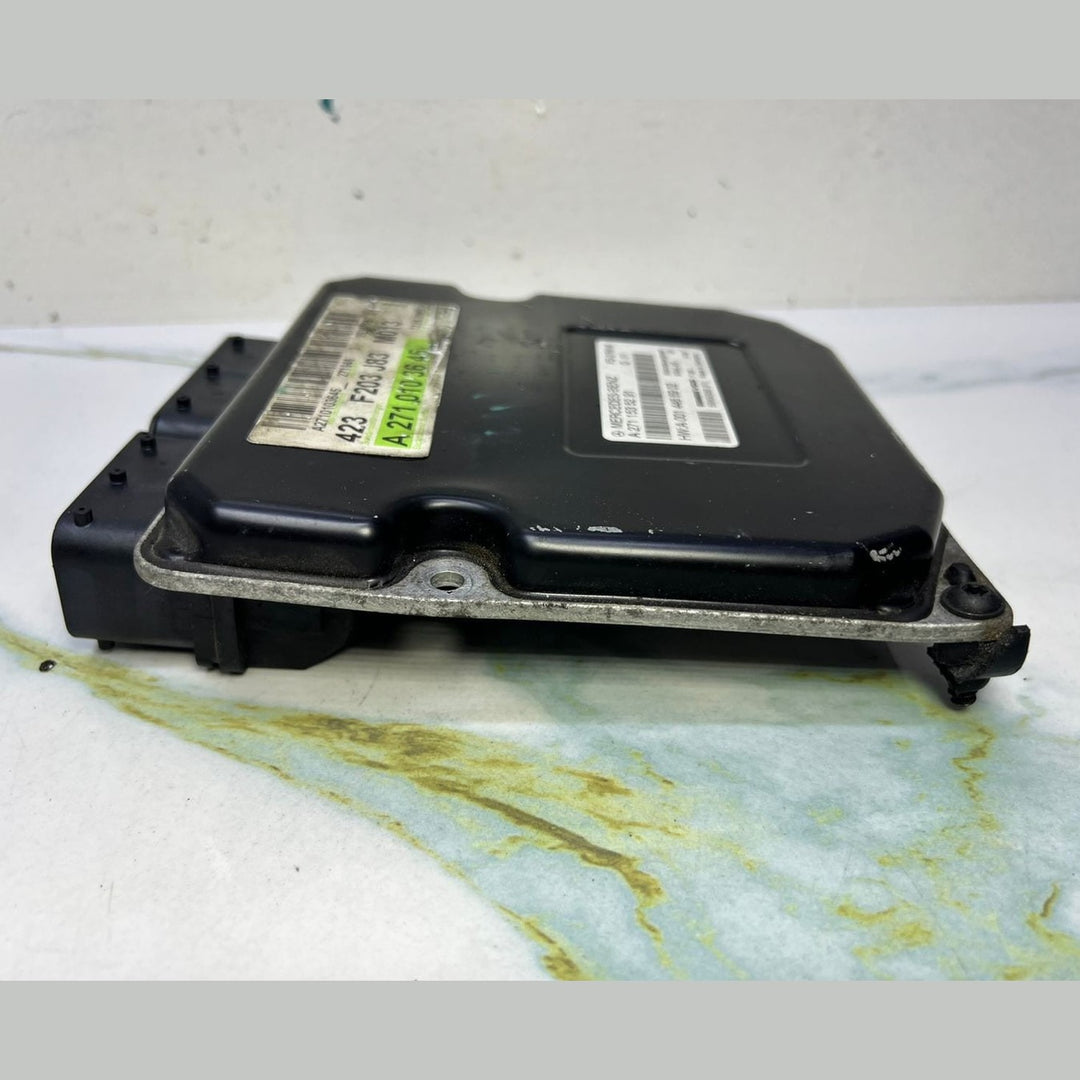 Mercedes Engine Control Unit A2711535291  C-Class W203 C180
