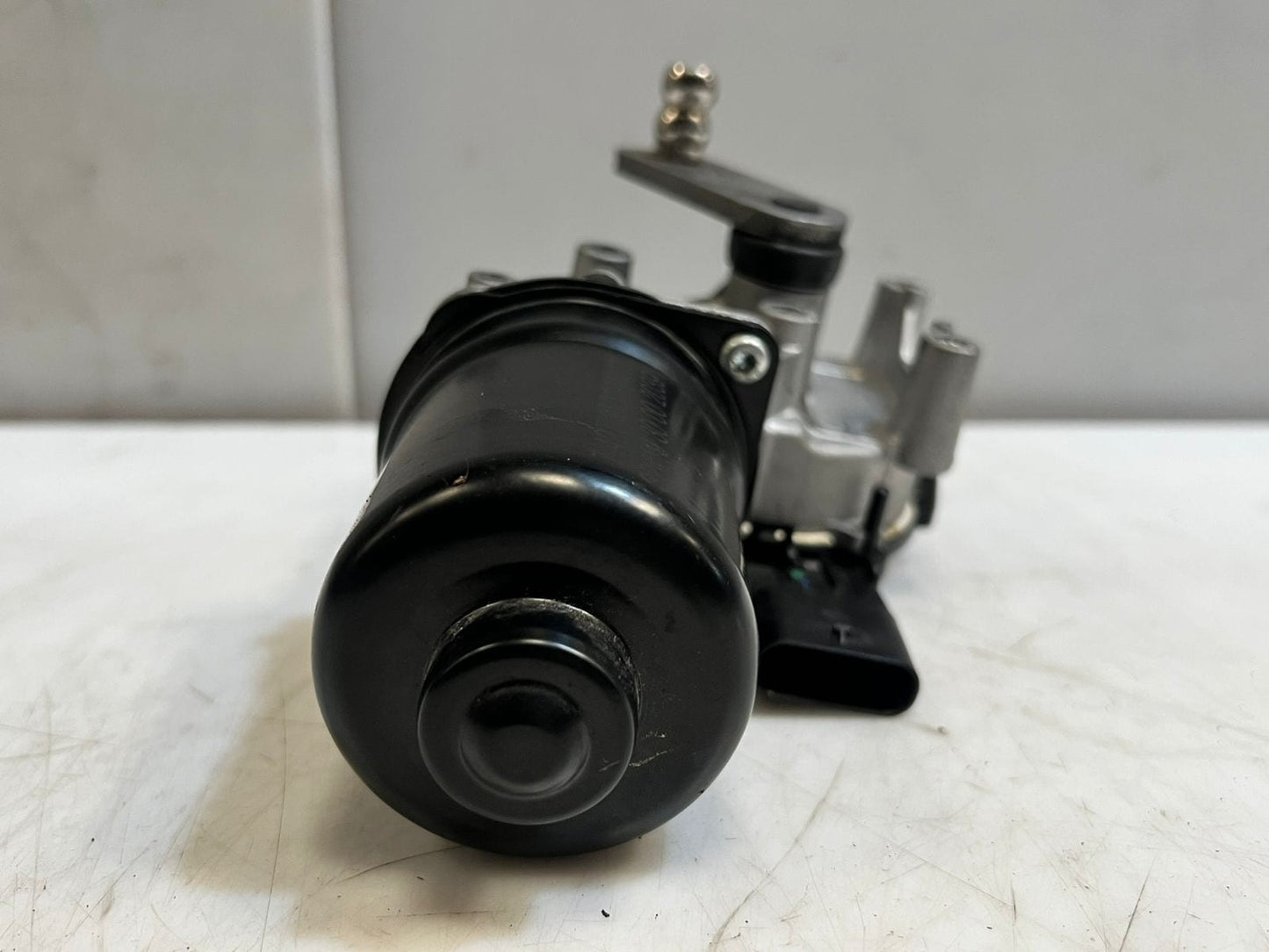 OEM BMW 3 SERIES G20 G26 RHD FRONT WIPER MOTOR & LINKAGE 7427910 OEM