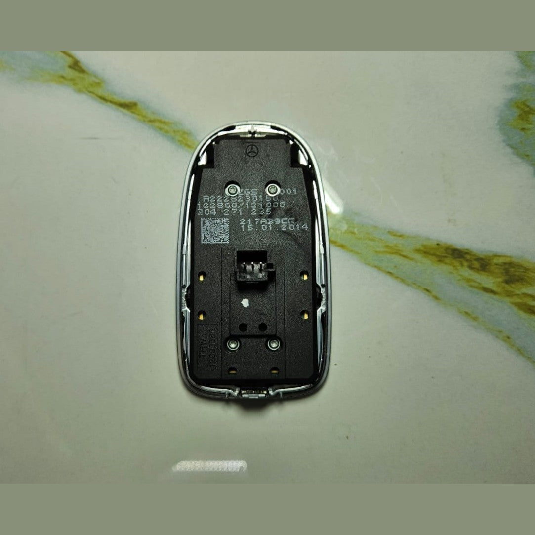 Mercedes W222 S-Class S550 S600 S63 Phone Keypad Control Panel A222 8230150 OEM