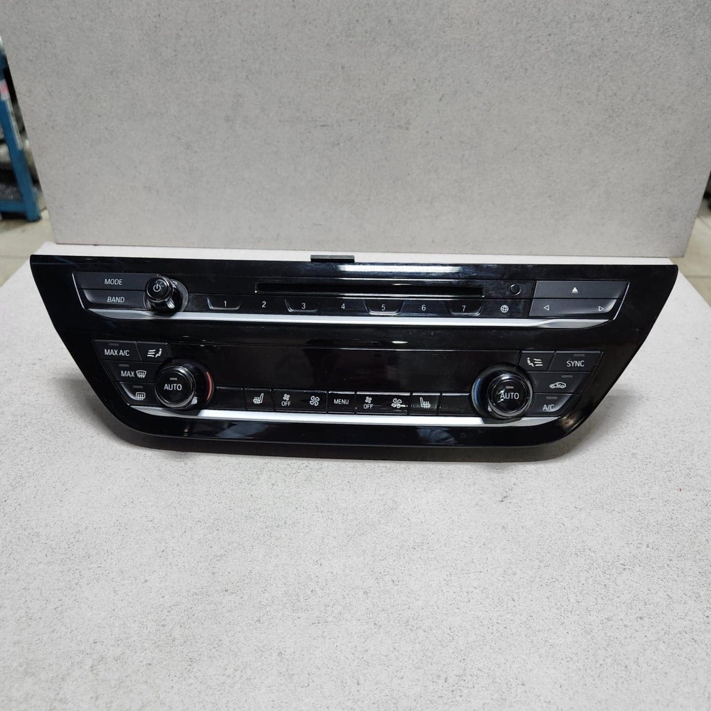 2017-2020 BMW 530i Climate Control Switch 6834441 5 Series G30 G31