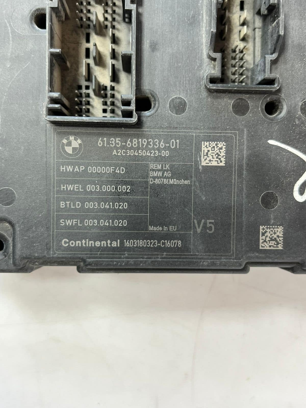 BMW F20 F30 F31 F32 F33 REAR FUSE BOX BODY COMFORT CONTROL MODULE UNIT 6819336
