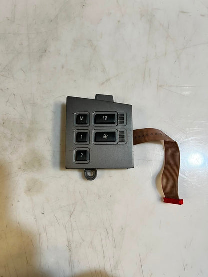 2006-2008 BMW 7' E65 E66 E67 745i 745Li Seat Adjustment Memory Switch 6918407