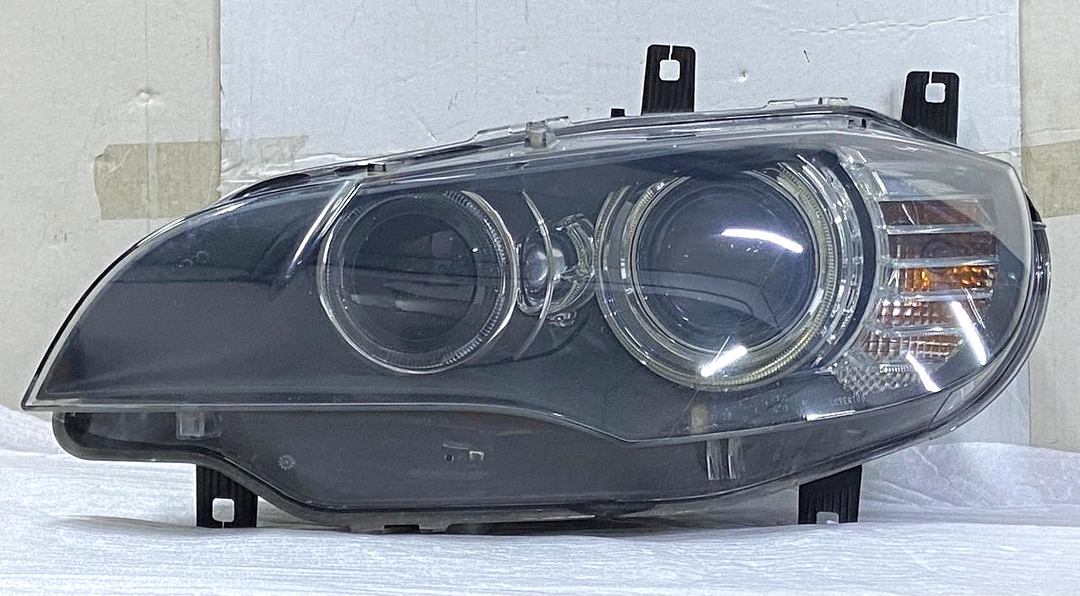 OEM BMW X6 E71 Front Headlight Xenon ECE Left Side 7271359 Without module