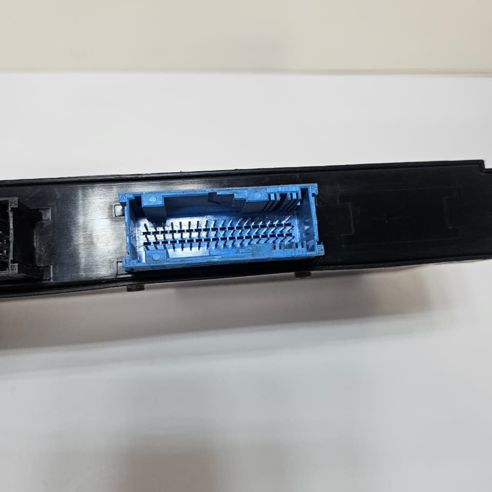 Genuine 2007-2013 BMW 328i 335i Body Control Module 9134479 OEM
