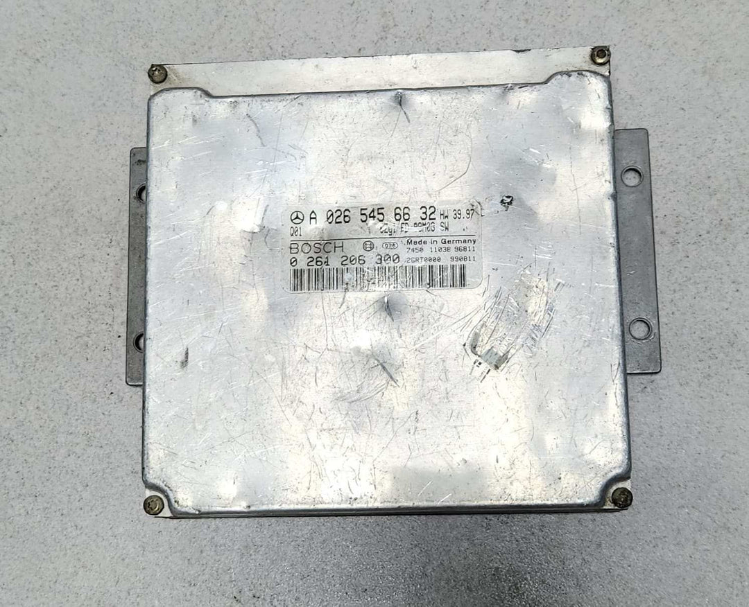 1998-2000 Mercedes-Benz ML320 Engine Control Unit A0265456632