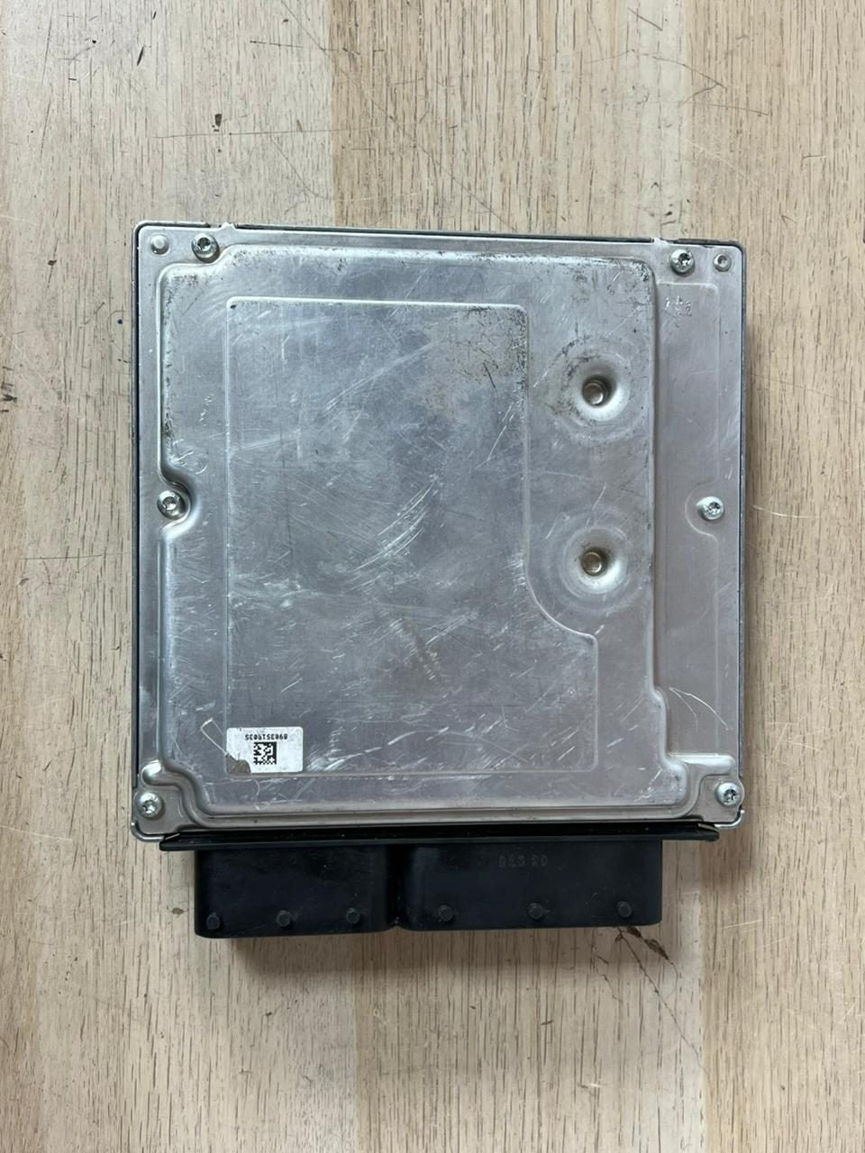 2007-2013 BMW X5 Engine Control Unit ECU DDE 8509036 for X5 E70 3.0D M57