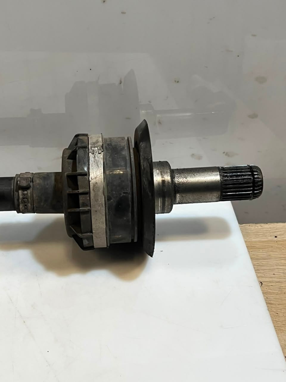 2021 BMW 330e 3 Series G20, G21, G28 Rear Left Driveshaft 8666073 OEM