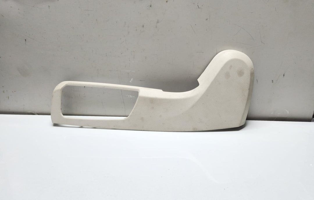2012-2018 BMW 650i Front Seat Control Surround Trim 7228289