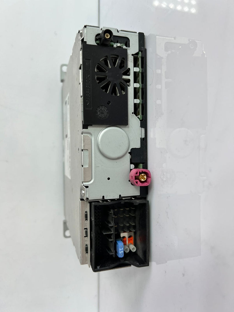 BMW 5 Series F10 F11 and 6 Series F12 Radio Cd Player Head Unit 9226368 OEM