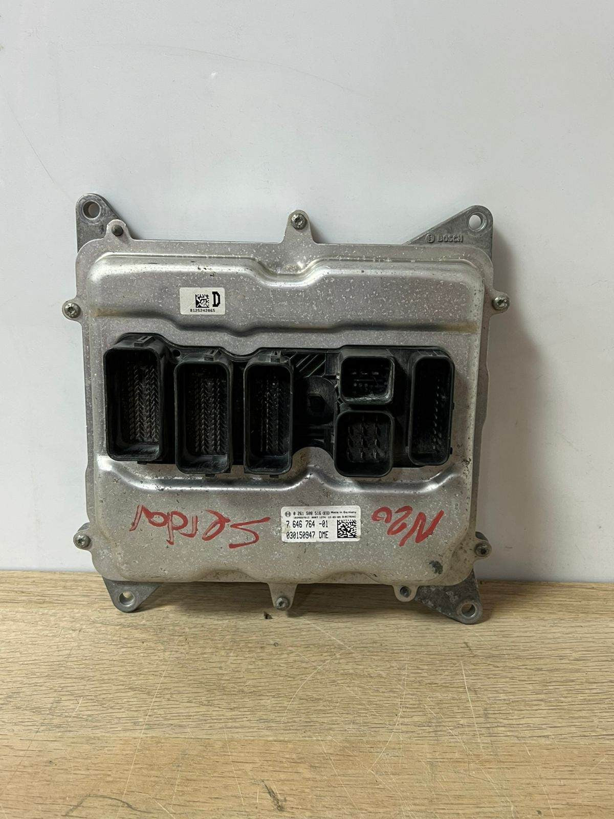 2012 BMW X3 F25 28i xDrive N20B20A Engine Control Unit ECU 7646764