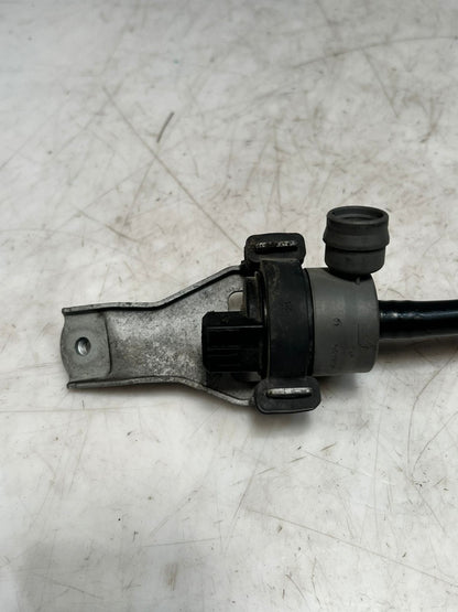 2010-2016 BMW 550i N63 X5 X6 Fuel Tank Ventilation Valve With Hose 7619298 OEM