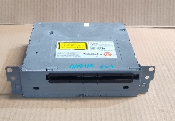 GENUINE OEM BMW X3 F25 F07 BUSINESS CD RADIO HEAD UNIT STEREO PLAYER - 9258265
