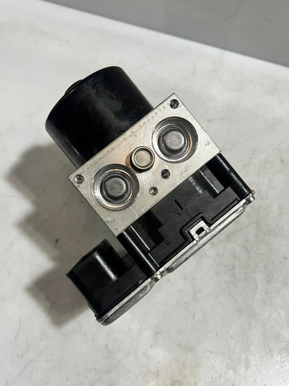 2011-2017 BMW X3 F25 and X4 F26 Abs Brake Pump Control Module 6857644 OEM