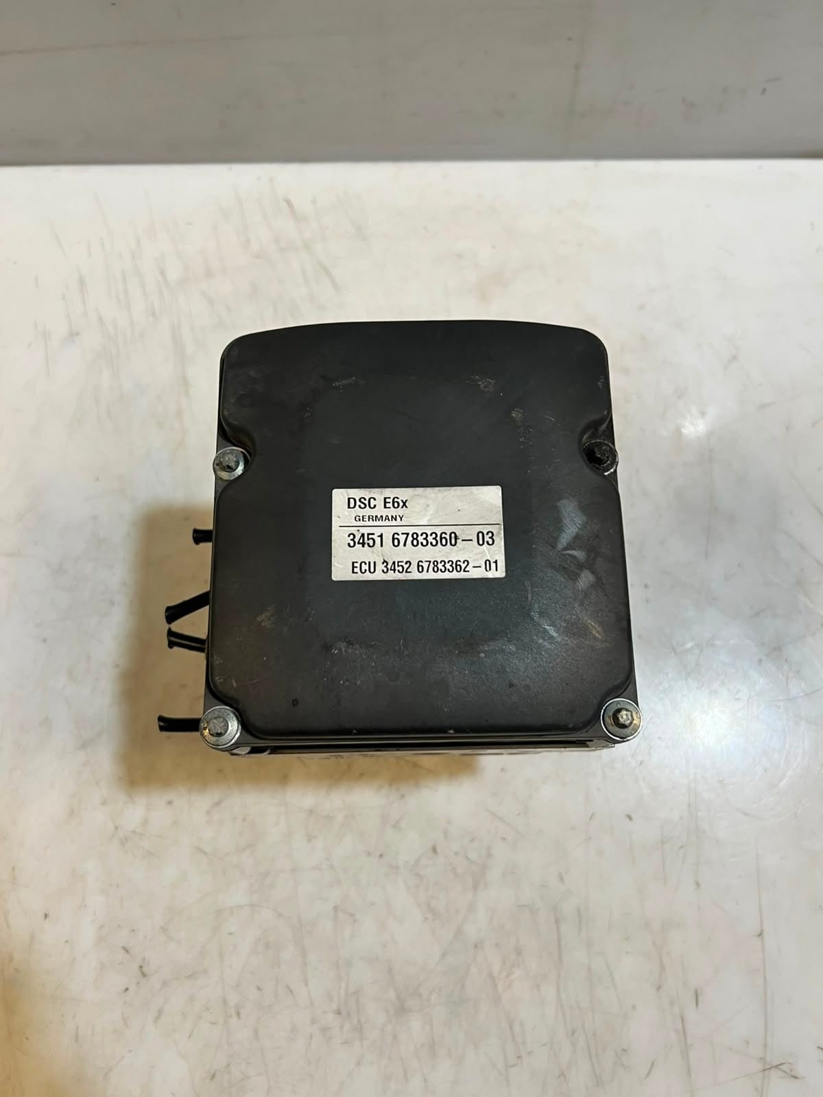 2008-2010 BMW E6X 535i 5 Series E60 520d Abs Pump Control Module 6783360 OEM