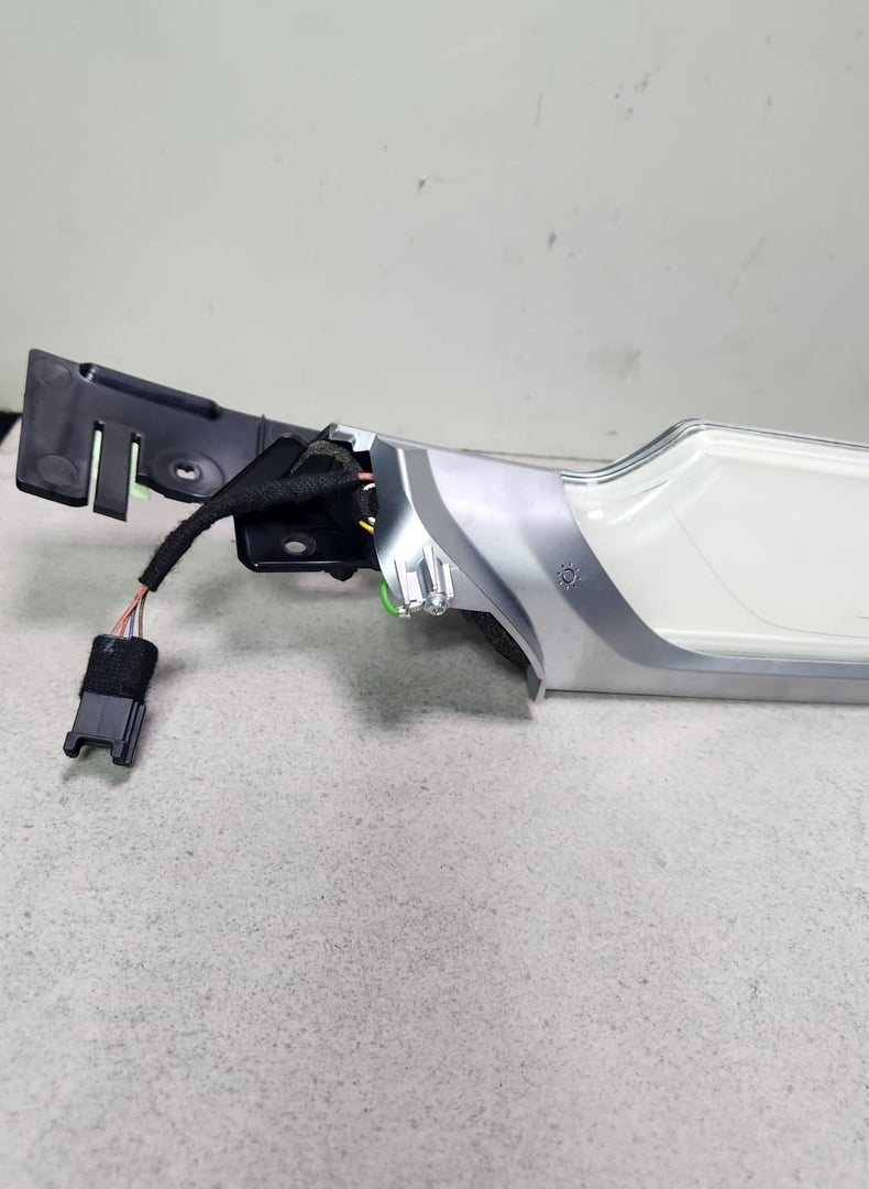 2017 BMW 740Le xDrive Rear Door Led Light Saber 7469542 7 Series G11 G12 M760i