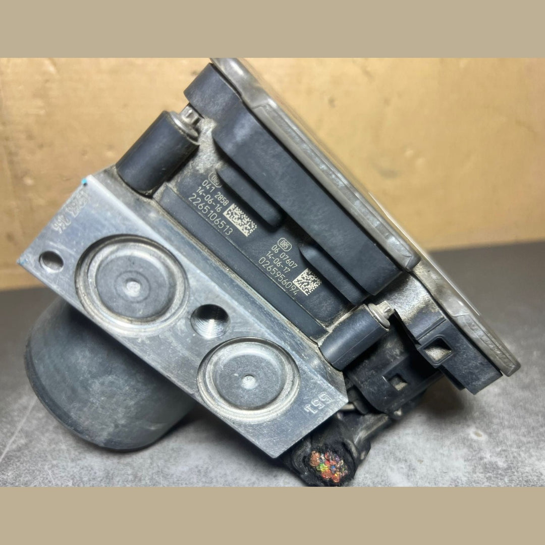 13-16 Mercedes W212 E-Class ABS Anti Lock Brake Pump Module A212 4311948 OEM