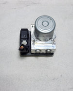 Bild in die Galerieansicht laden, 2017 BMW X3 G01 5 Series G30 F90 Abs Pump Control Unit 6895454 OEM