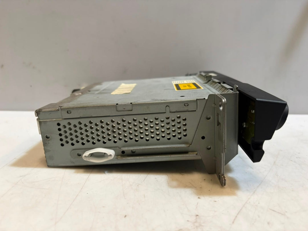 2004-2007 BMW 530i 5 Series E60 E61 M5 M6 Radio Am/Fm Cd Player Receiver 6940031