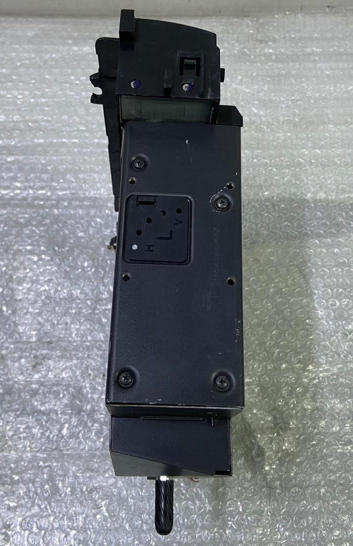 OEM BMW E65 E66 E67 7 SERIES CD CHANGER 9143440