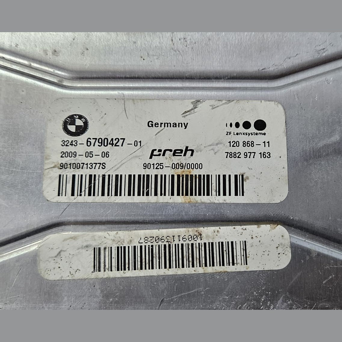 OEM BMW 7 F01 F02 F03 F04 2010 Rack and Pinion Steering Control Module 6790427