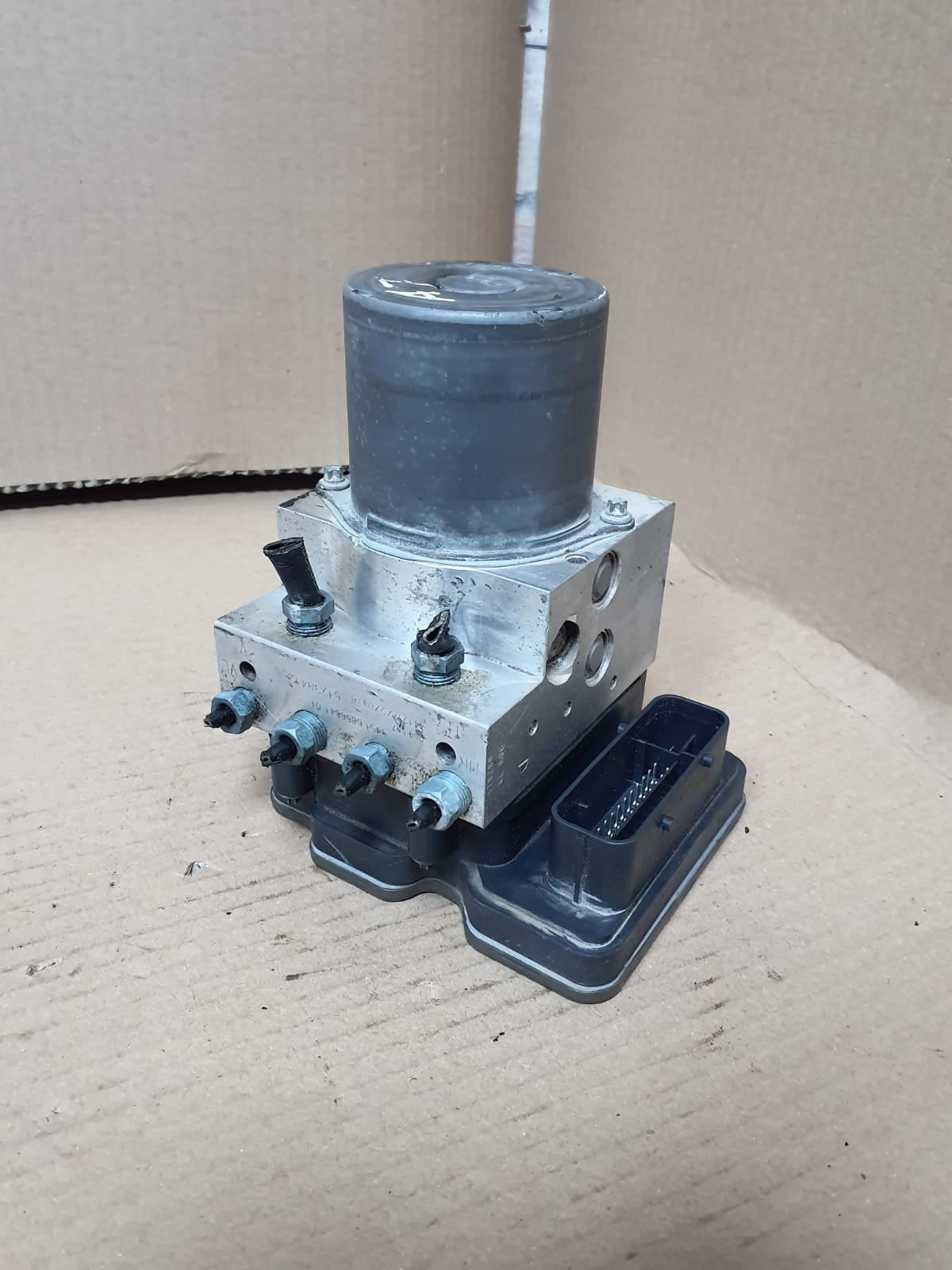 BMW X5 F15 X6 F16 M F85 ABS DSC/DXC9 BRAKE PUMP Control Module 6864798 OEM