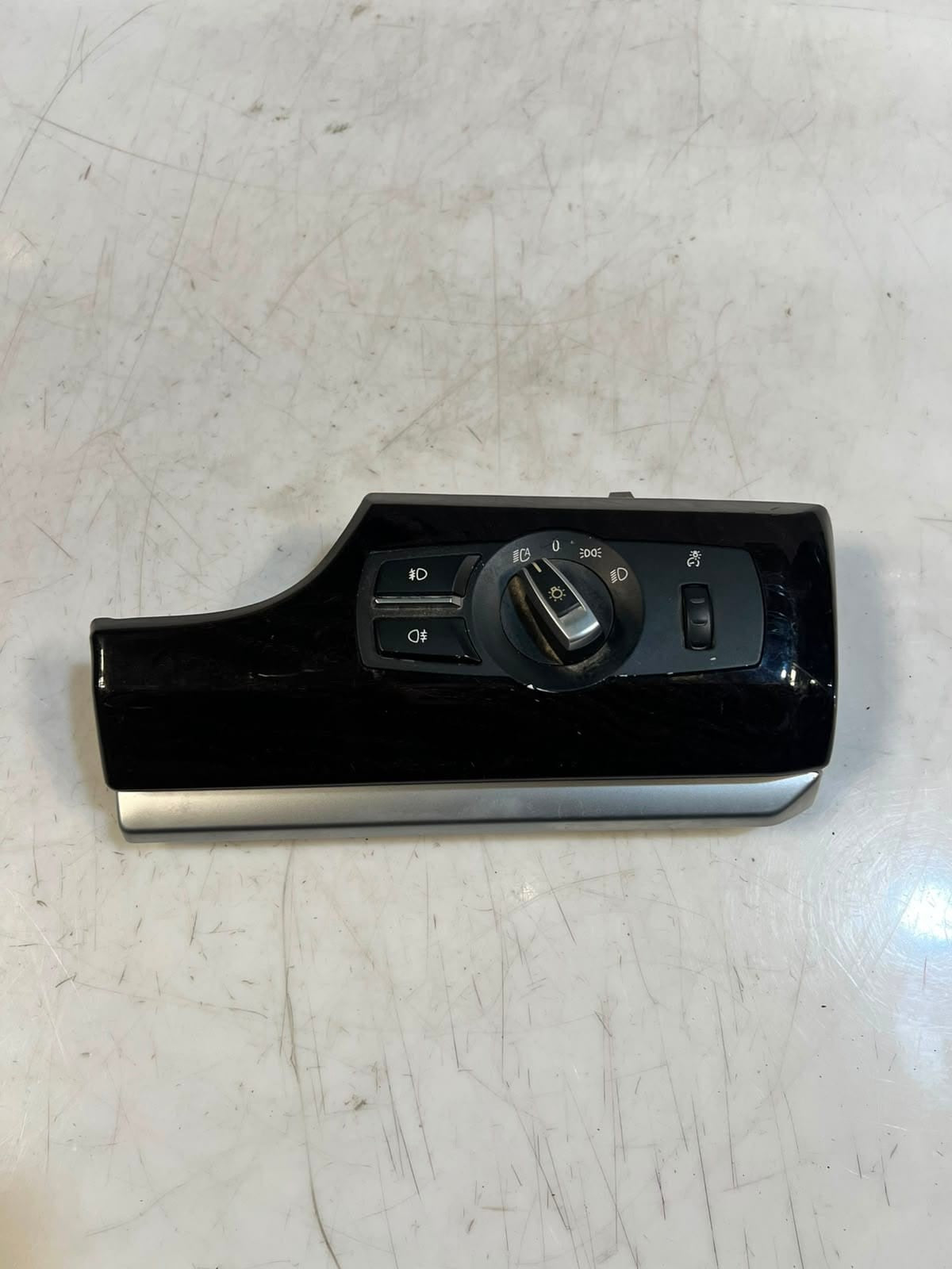 2013-2016 BMW X3 F25, 5 Series F10 GT F07 Headlight Switch 9192744 OEM