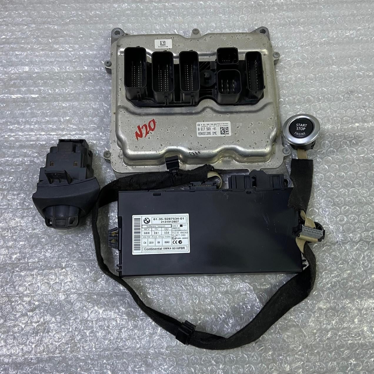 OEM 2014 BMW N20 Z4 Engine Control Module Unit ECU SET 20i sDrive Petrol 8617569