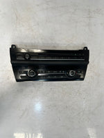 Bild in die Galerieansicht laden, 2009-2016 BMW 528i 5 Series F10 Sedan Control Panel Airflow 9352763 OEM
