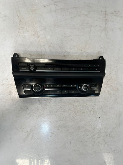 2009-2016 BMW 528i 5 Series F10 Sedan Control Panel Airflow 9352763 OEM