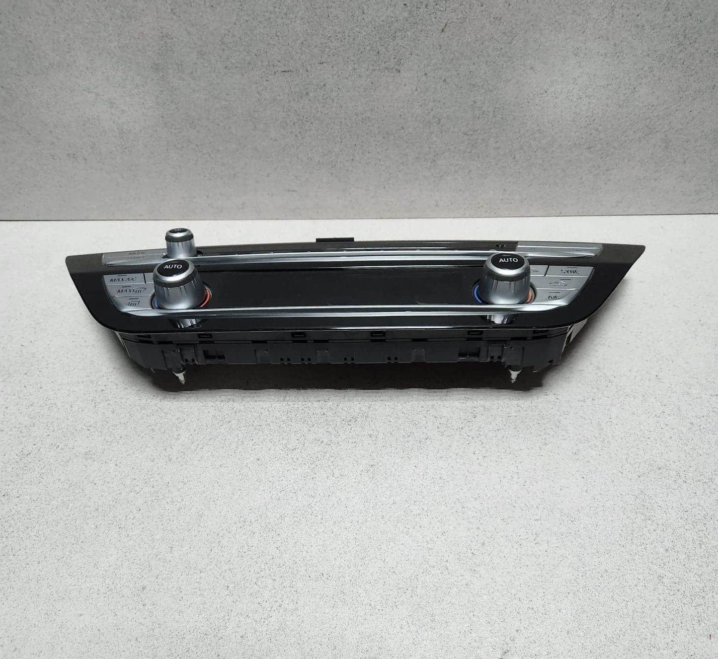 2017-2020 BMW 530i Ac Panel Control 5A09B29 G30 5 Series