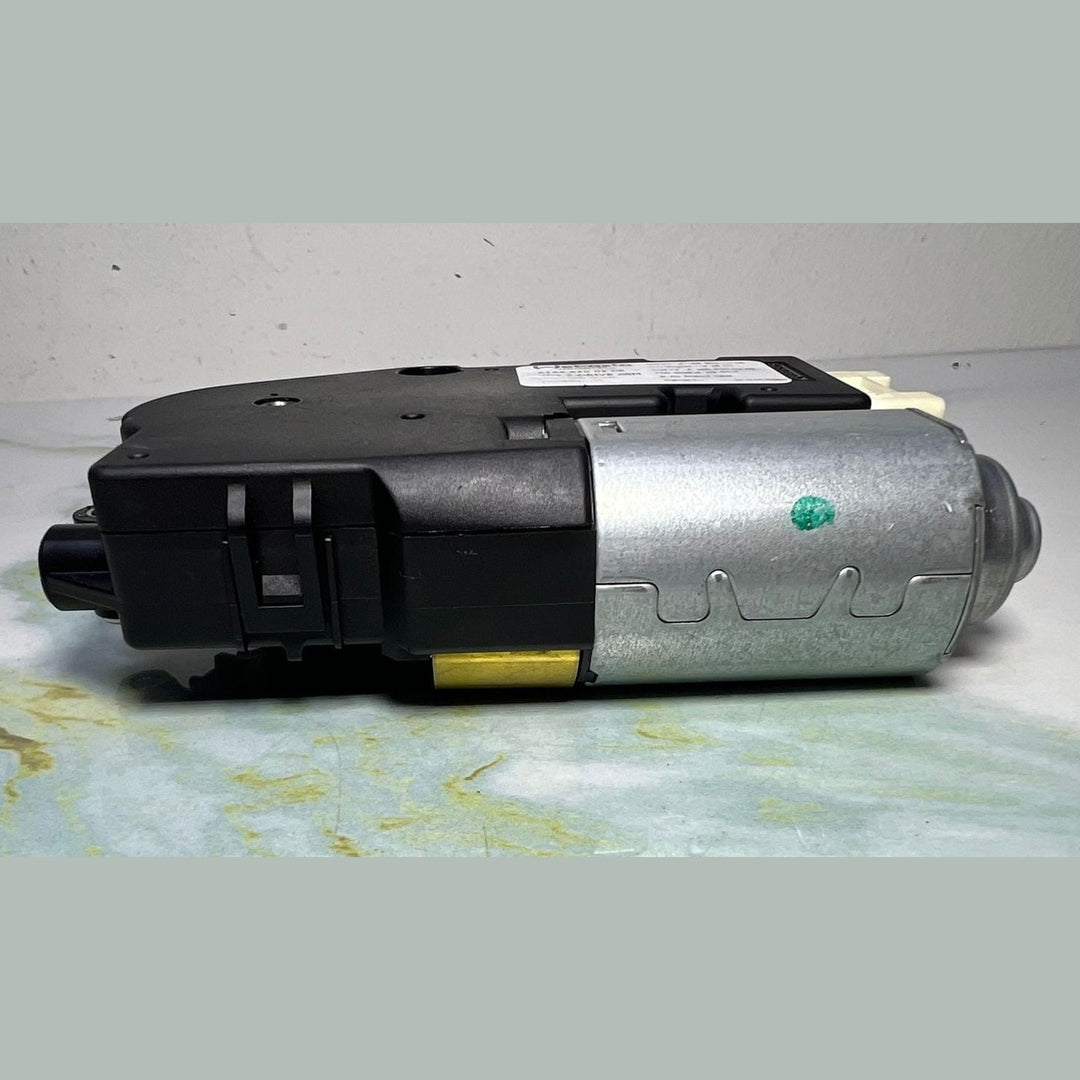 2017-2019 Mercedes-Benz GLS550 Sunroof Motor A1668200208 GLE Class W166 and GLS 