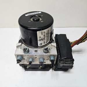 2012-2016 BMW F30 F32 F33 328i ABS Anti-Lock Brake Pump Control Module 6862247