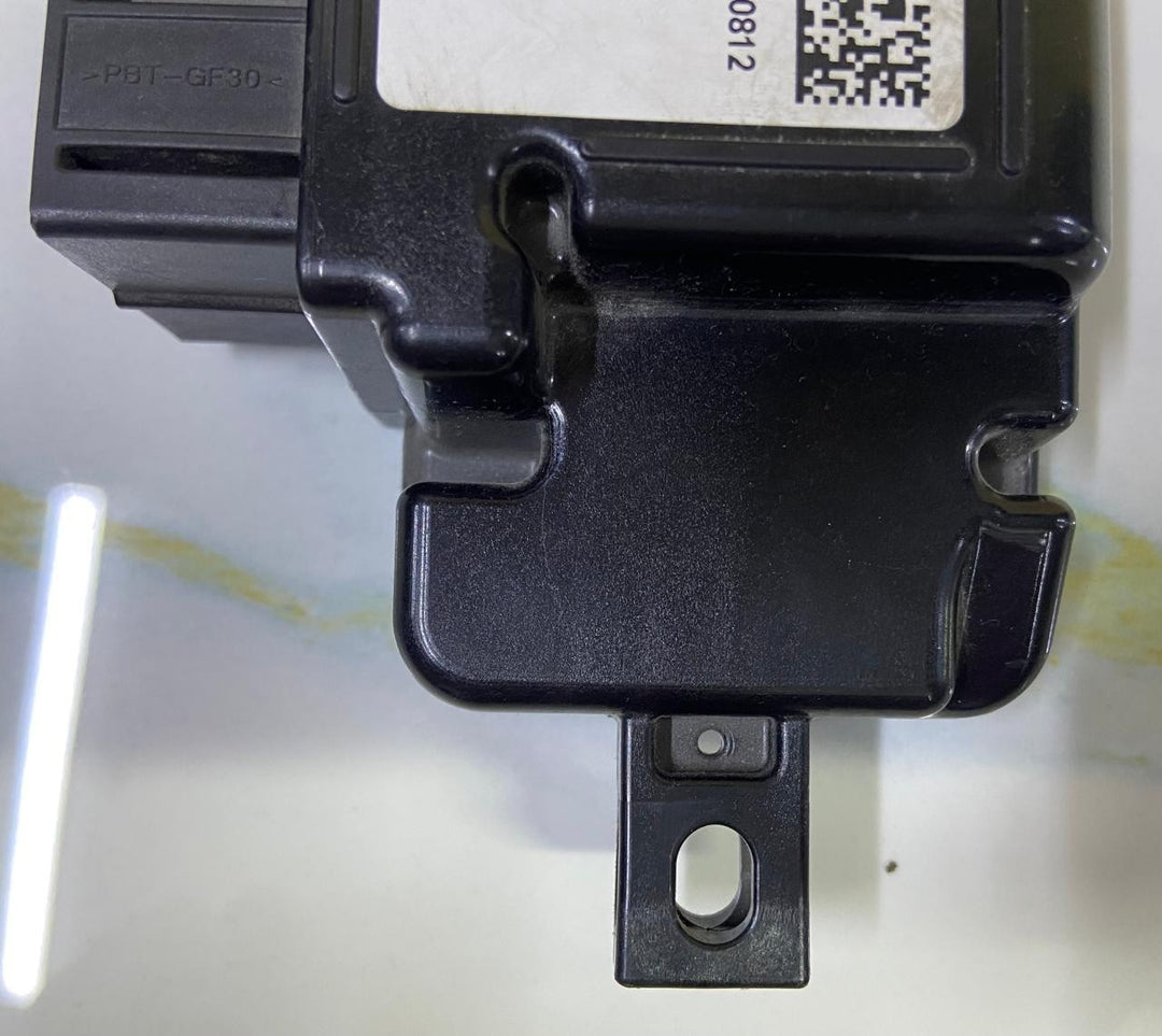 OEM BMW 1 2 3 4 SERIES F20 F22 F30 F32 F34 SRS MODULE CONTROL UNIT 9348726