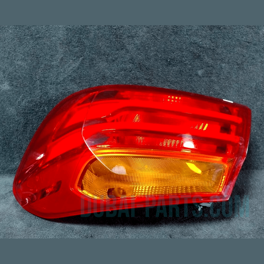 BMW O/S F32 F82 M4 Rear Lamp  Light Side Panel Right  Tail light 7296098 4 SERIE