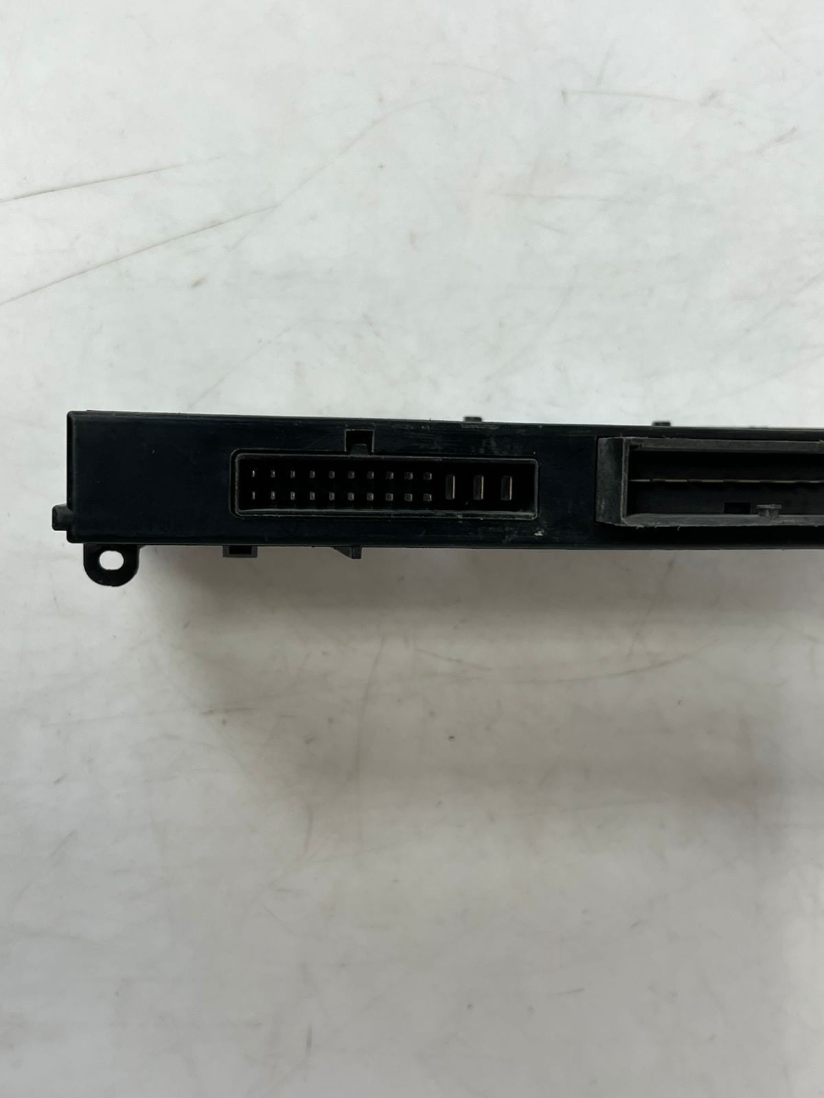 2009 BMW 1 E81 118 D Comfort Control Unit 9187534 2.00 Diesel 105Kw 15045998 OEM