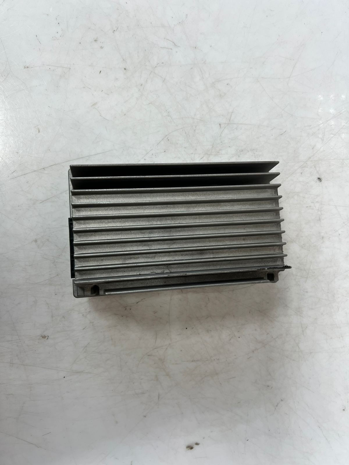 2007-2014 BMW 3' 5' X5 X5M X6 X6M Z4 F01 HIFI AUDIO Sound Amplifier 9240136 OEM